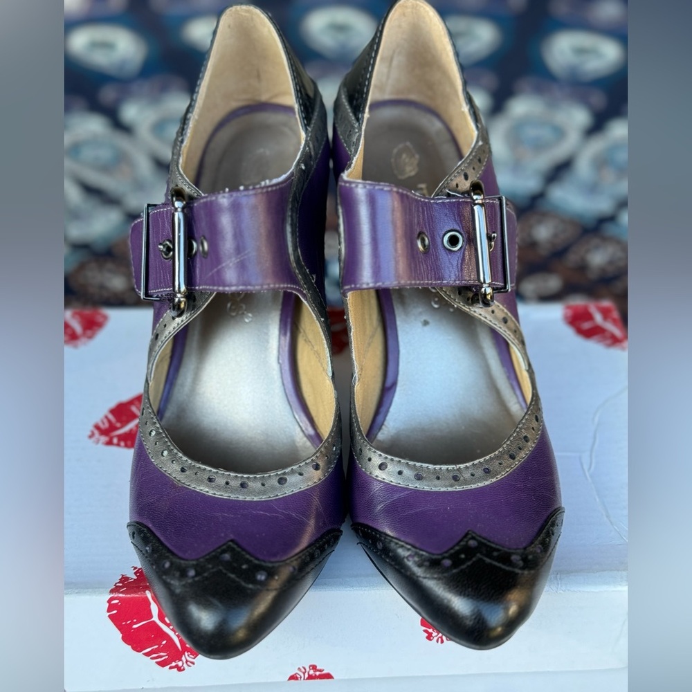 Purple & Silver Two Lips heels